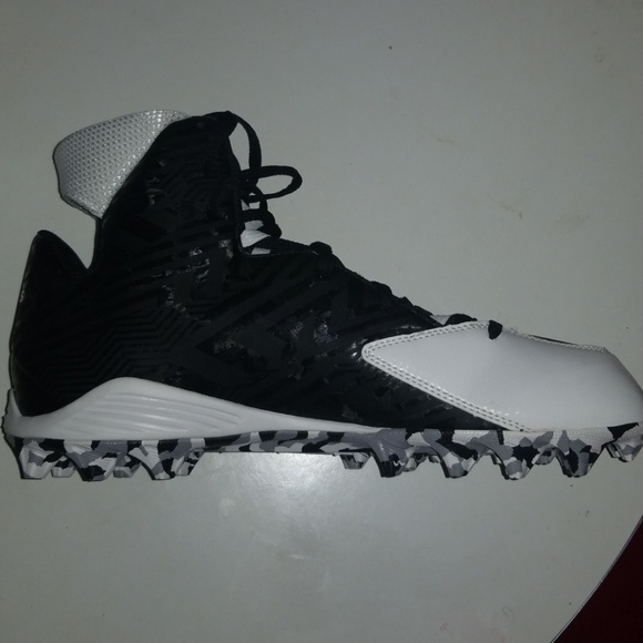 Shoes - Picture 5 of 7